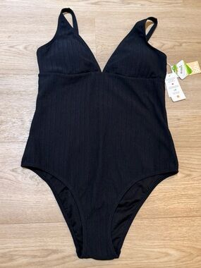 Angel Season Womens Black Textured One Piece Swimsuit VNeck Size Large